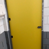 revestir porta revestida de fórmica Cosmópolis